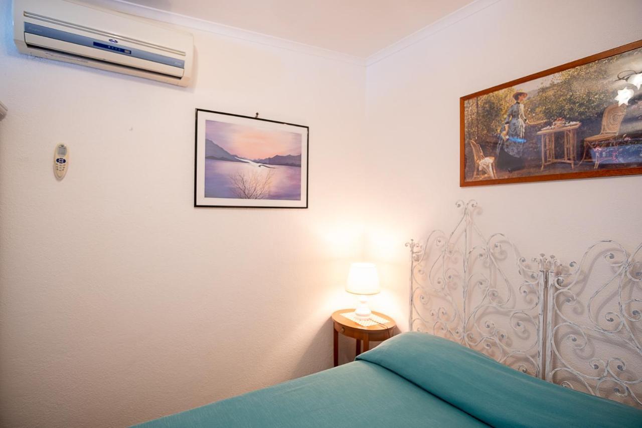 The Garden On Capri Villa มัสซาลูเบรนเซ ภายนอก รูปภาพ