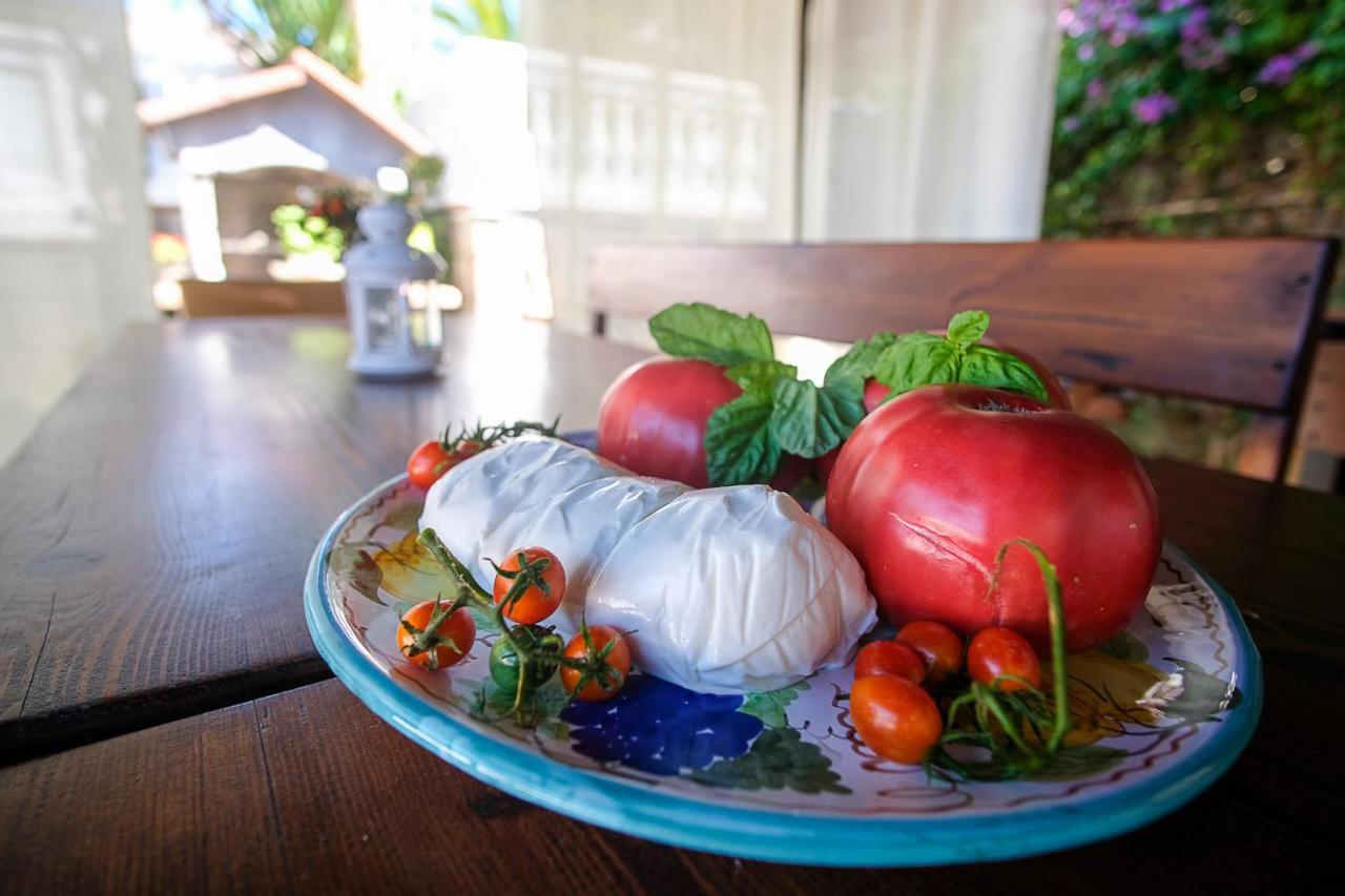 The Garden On Capri Villa มัสซาลูเบรนเซ ภายนอก รูปภาพ