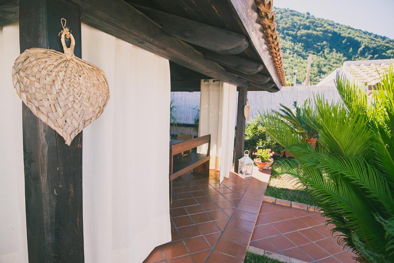 The Garden On Capri Villa มัสซาลูเบรนเซ ภายนอก รูปภาพ